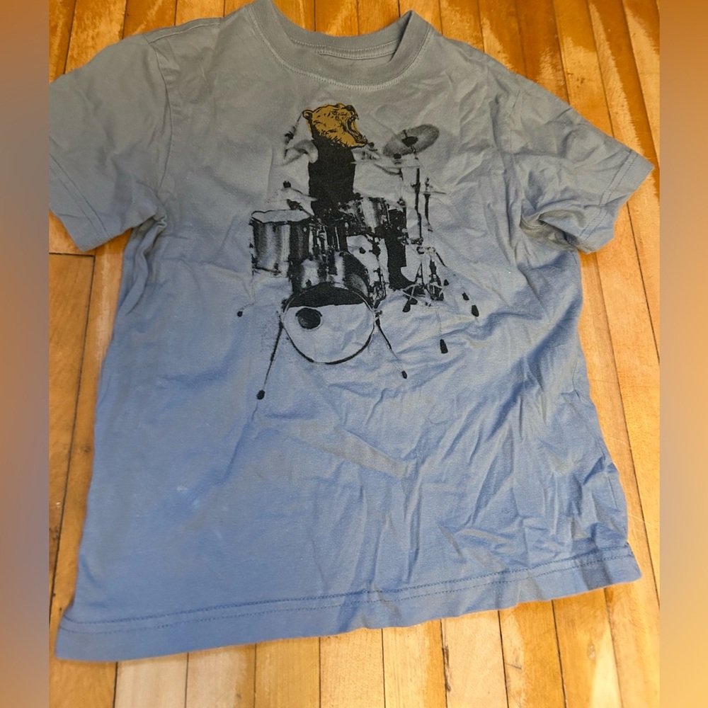 Cute children’s place kids tshirt size 5/6